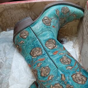 Lucchese Boots